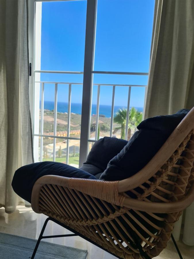 Seaside Serenity - Stylish Apartment With Spectacular Views Manilva Extérieur photo