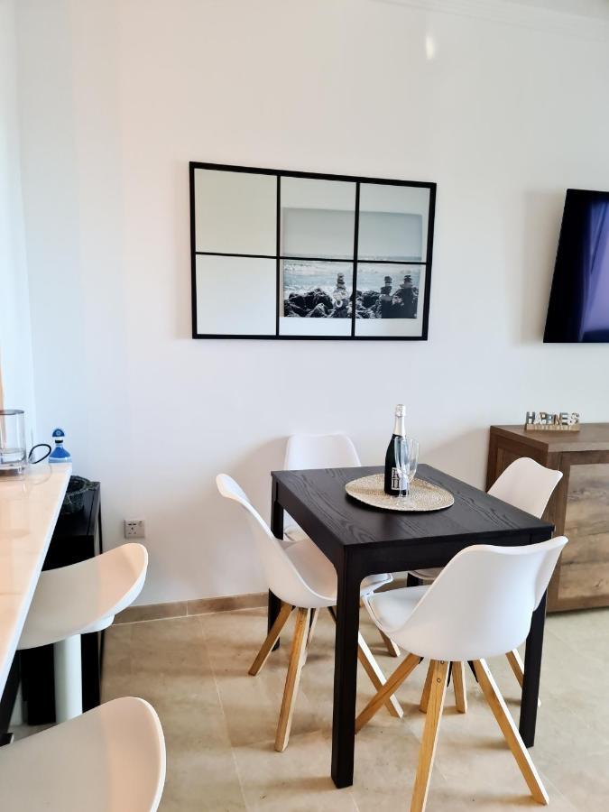 Seaside Serenity - Stylish Apartment With Spectacular Views Manilva Extérieur photo