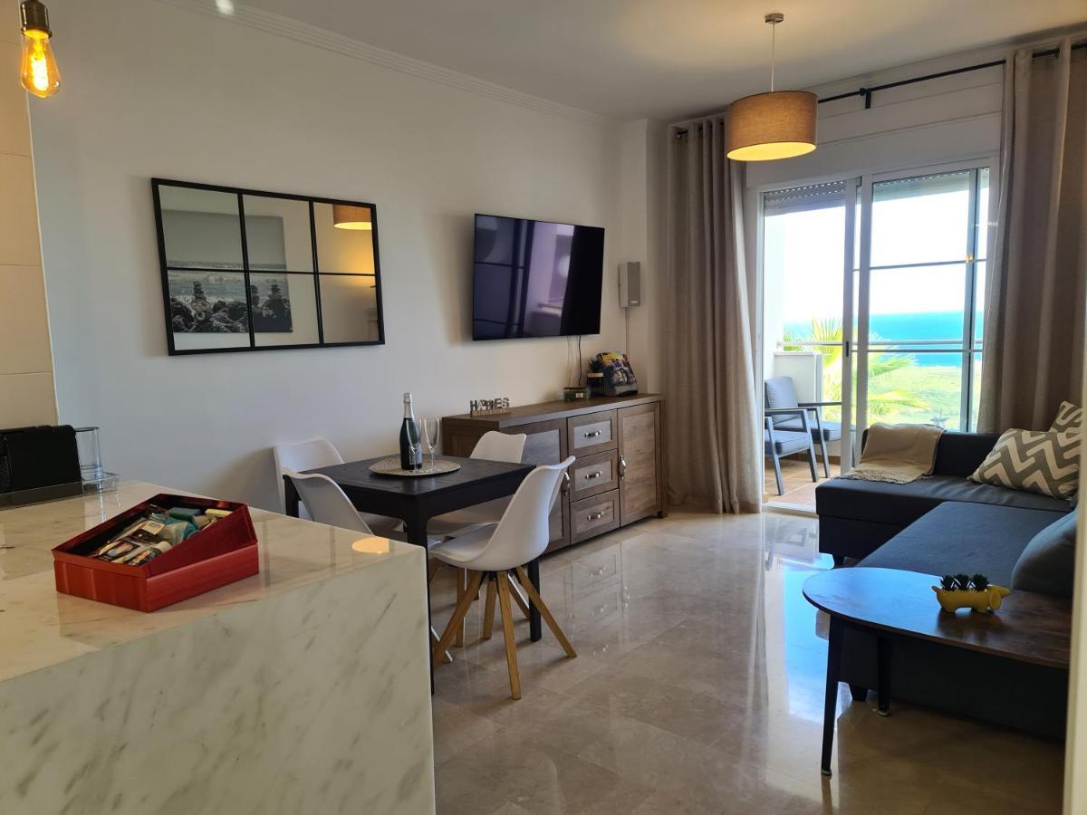 Seaside Serenity - Stylish Apartment With Spectacular Views Manilva Extérieur photo