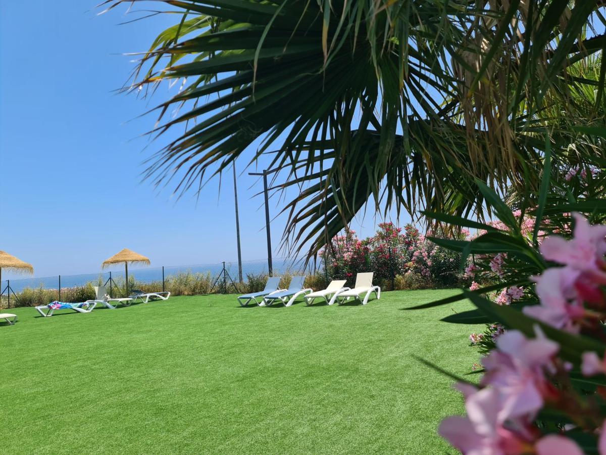 Seaside Serenity - Stylish Apartment With Spectacular Views Manilva Extérieur photo