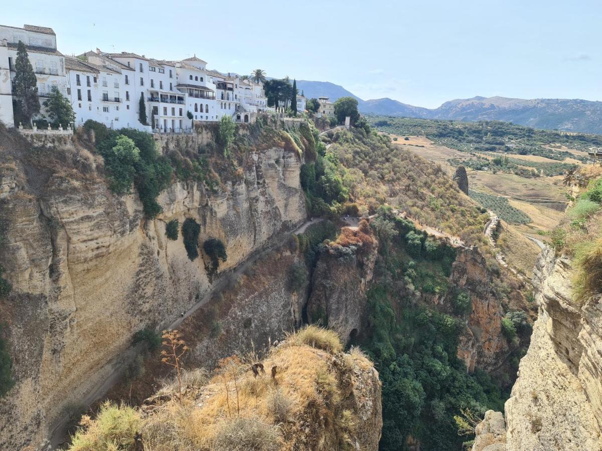 Seaside Serenity - Stylish Apartment With Spectacular Views Manilva Extérieur photo